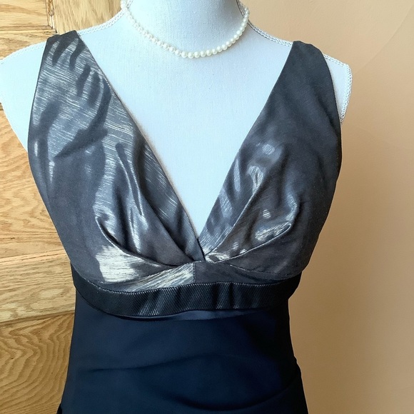 NICOLE MILLER Metallic Bronze/Black Silk Plunge Formal Gown - Picture 5 of 13